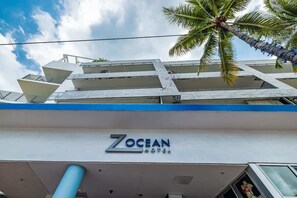 Facade of front of hotel