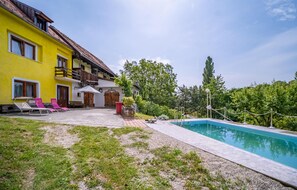 pool