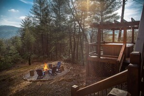 Outdoor Firepit with Beautiful Views