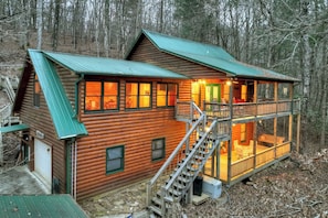 Exterior View of the Water's Edge