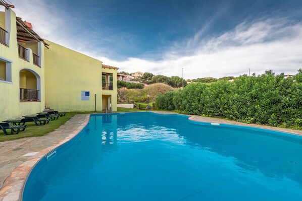 Shared pool