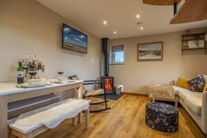 Bumblebee Cottage, Culford Heath: Comfortable, contemporary interiors