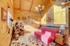 Cozy living room to read a book or catch up with friends.