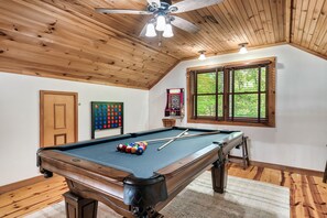 The brand new pool table in the loft is sure to be a favorite! There is also a Pac-man arcade game.