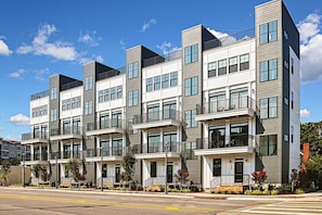 Beautiful and new in the heart of VB local life!