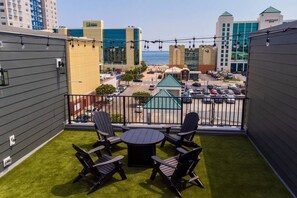 Your own private rooftop deck!