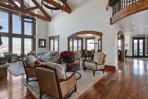 Living Room, Furniture, Indoors, Home Decor, Floor