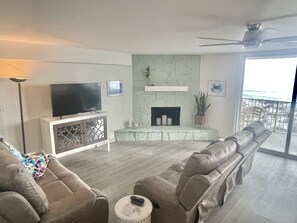 Living room over looking the Ocean