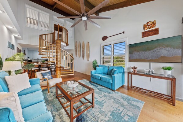 Kamaole Sands 5401 living area 1