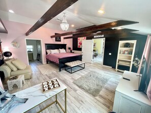 Huge Master Bedroom King Size Bed and TV