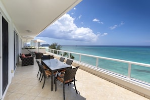 Enjoy open air dining with sky high ocean views. 