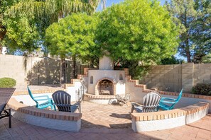 Outside fireplace!  Perfect place to sit in the evening@!
