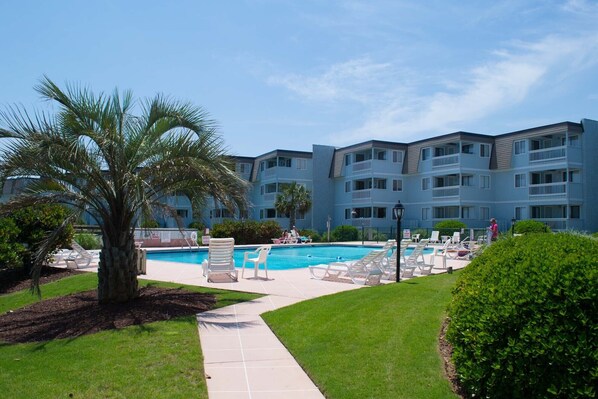 Enjoy The Sunshine By The Private Pool