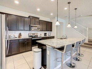 Fully equipped kitchen