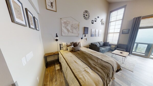 "Indoors","Home Decor","Lamp","Bed","Furniture"