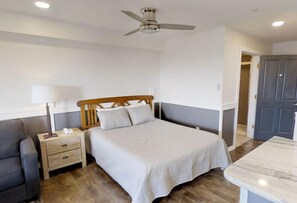 Ceiling Fan, Home Decor, Furniture, Bedroom, Indoors
