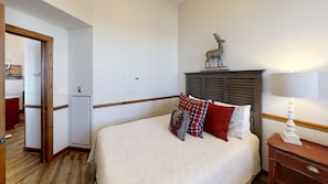 Cushion, Home Decor, Indoors, Furniture, Door