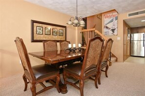 Dining Room, Dining Table, Table, Furniture, Indoors