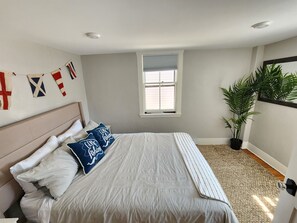 Bedroom with airconditioner