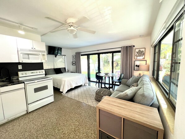 Studio Apartment