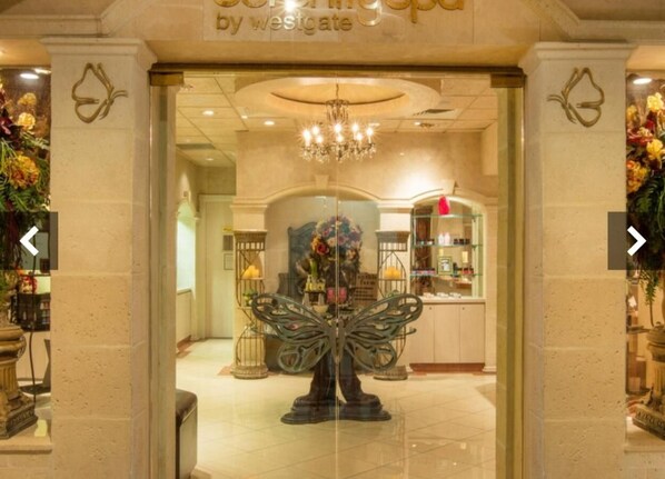 Hall