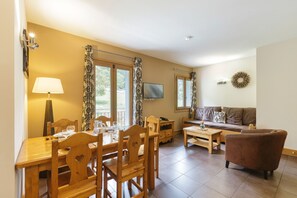 Living and dining room