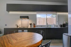 The full modern kitchen is well equipped to cook most things. 