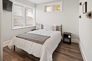 Bedroom 4 (Apartment 1): Double bed