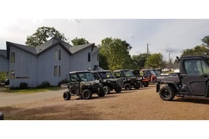 Plenty of parking to accommodate a large ATV group. 