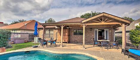 San Antonio Vacation Rental | 3BR | 2BA | 1,575 Sq Ft | Step-Free Access