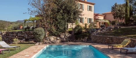 Villa with private heated pool