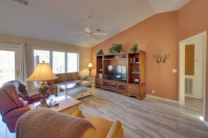 Living Room | Central Heating & A/C | DVD Player