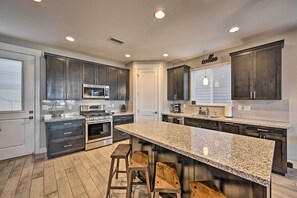 Kitchen | Spices | Blender