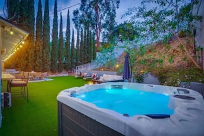 Massive back yard with Hot Tub and Fire Pit