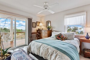 Mid-level bedroom