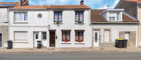 Extérieur maison de vacances [été]