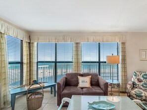 Sandpiper 16C Living Room