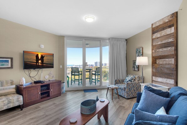 Palms Resort #2812 Jr. 2BR-Sunset Dreamer