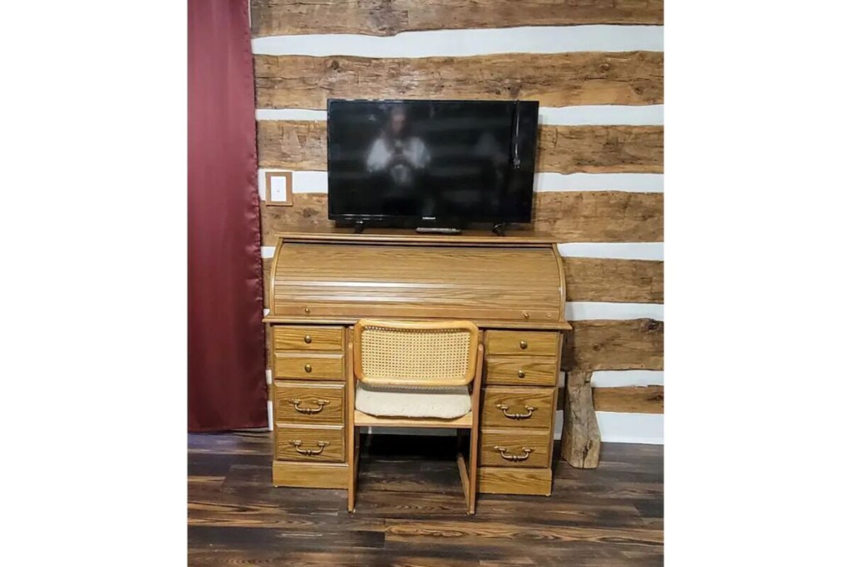 Historic Cozy Home Entire First Floor