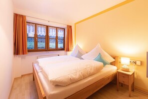 Schlafzimmer Fewo Waldblick