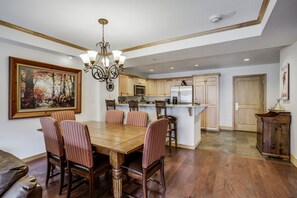 Dining Room, Dining Table, Table, Indoors, Furniture
