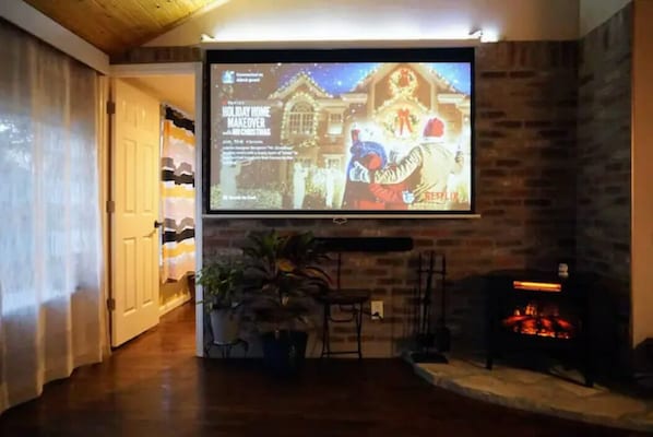 Living room/Projector
