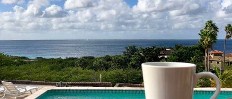 Have your coffee first thing in the morning overlooking the pristine Ocean.