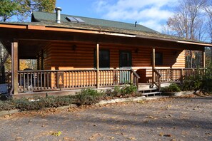 Cabin 10