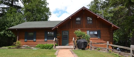 Log Home- Road side