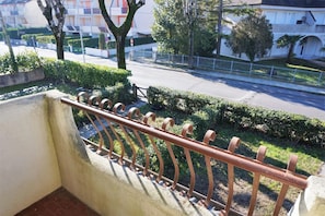 Terrasse / Balkon