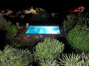 Piscine de nuit