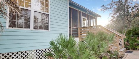 Welcome to Unit 3402 - This cute cottage provides 3 bedrooms and 2 bathrooms.