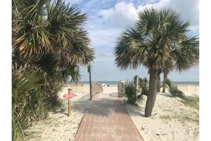 Hilton Head's Famous Beach - sand for 12 miles
