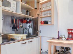 Kitchen area | The Old Dairy - Hailwood Holidays, Sedbergh